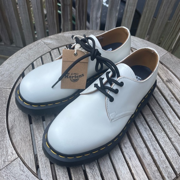 Dr. Martens 1461 Smooth Leather Oxford Shoes in White Size 7 NWT - Picture 9 of 16